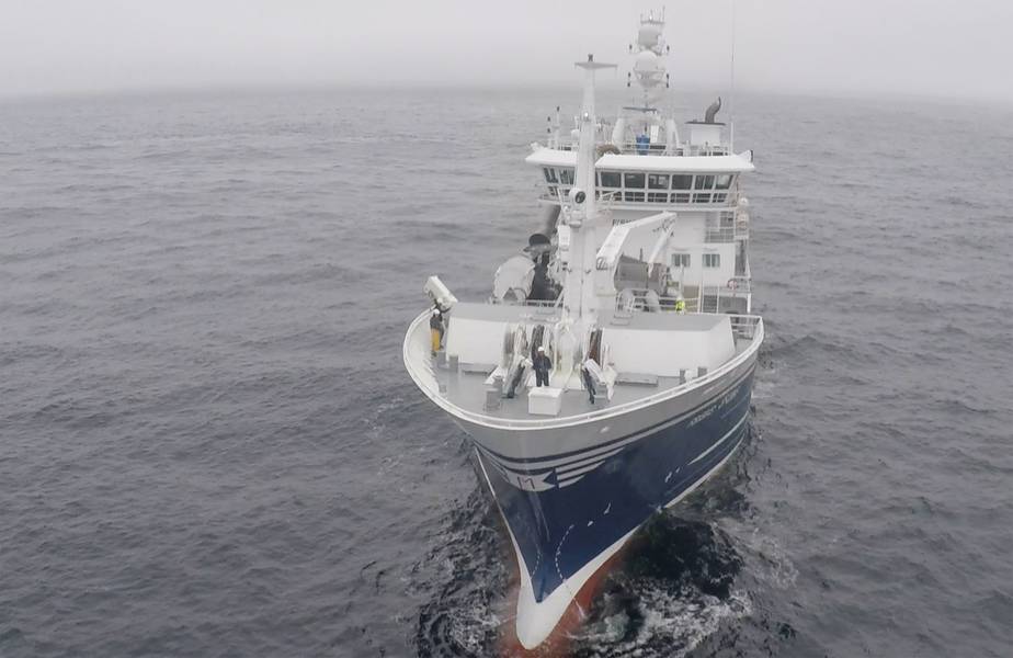 A Birdview vem testando seus drones em navios de pesca na Noruega. Foto da vista do pássaro.