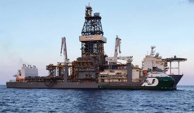 OSV "THUNDER", propiedad de Jackson Offshore al servicio del flotador "DEEPWATER CONQUERER" Fuente: Jackson Offshore