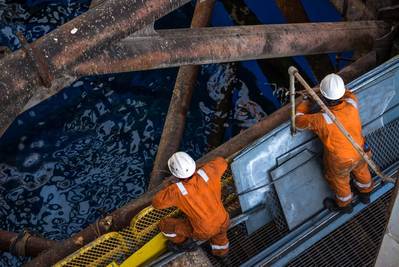 Trabajadores en alta mar - Imagen de snapin / AdobeStock
