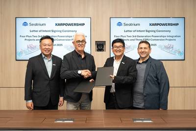Von links nach rechts – Herr Chris Ong, Chief Executive Officer, Seatrium, Herr Gokhan Kocak, Chief Technical Operations Officer, Karpowership, Herr Alvin Gan, Executive Vice President, Repairs & Upgrades, Seatrium und Herr Orhan Remzi Karadeniz, Chief Executive Officer, Karpowership. Bildnachweis: Seatrium