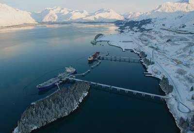 極アドベンチャー - ヴァルデスアラスカ写真提供：ConocoPhillips