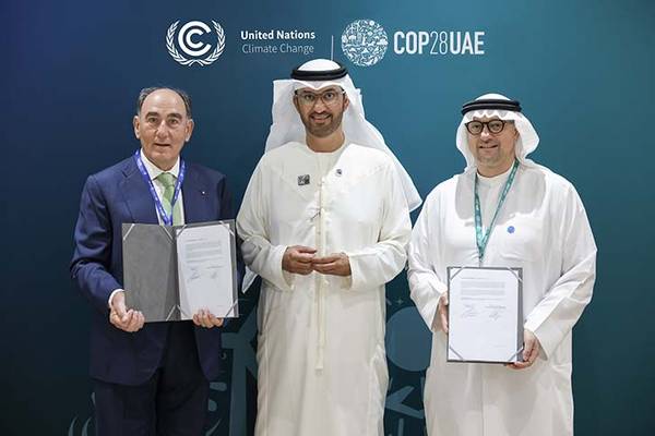 Executive Chairman von Iberdrola, Ignacio Galán, mit Al Ramahi, Chief Executive Officer von Masdar. (Foto: Iberdrola)