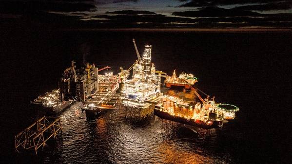 El espíritu pionero se está moviendo para realizar el levantamiento en alta mar más pesado del mundo (Foto: Roar Lindefjeld & Espen Rønnevik - Woldcam / Equinor)