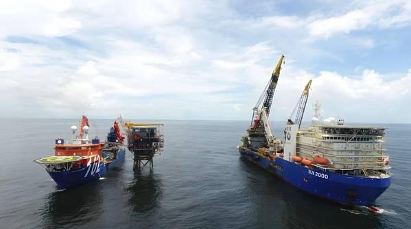 Εγκατάσταση της πλατφόρμας bpTT Angelin (Πίστωση: Shipbuilding and Repair Development Company of Trinidad and Tobago Limited)