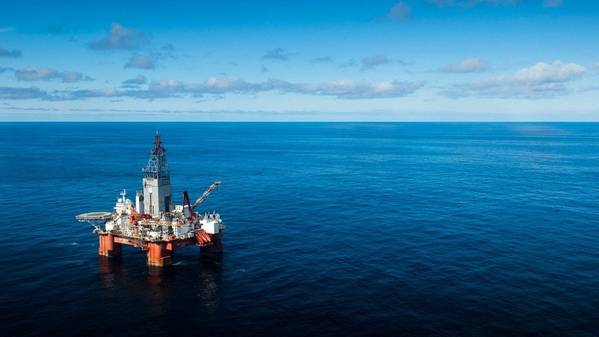 バレンツ海の西ヘラクレス掘削装置（写真：OleJørgenBratland / Equinor）