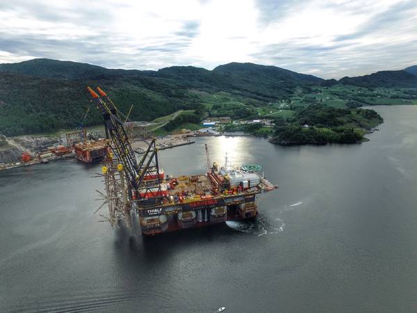 （写真：Heerema Marine Contractors）