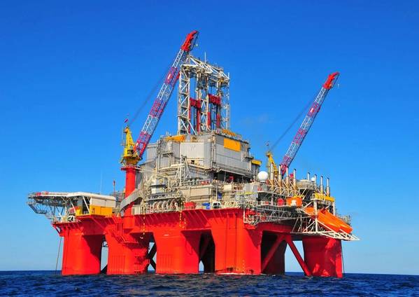 Plataforma semissubmersível Transocean Barents (Crédito: Transocean)
