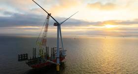 First wind turbine installed at He Dreiht (Credit: EnBW/Weltenangler)