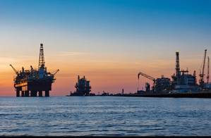 Brent Oil Curve continues to decline as a glut of supply overwhelms the market