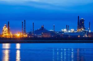 Severstal, the Russian steelmaker, is considering another investment cut