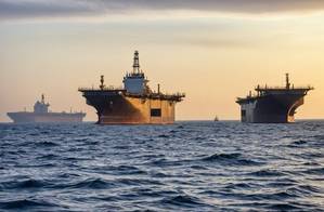 Oil prices rise by more than $3 following new attacks on Saudi Arabia Strait of Hormuz