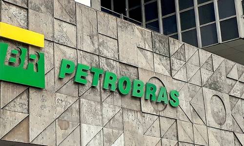 Petrobras Aims to Lure Chinese Investments to Brazil's Naval Sector