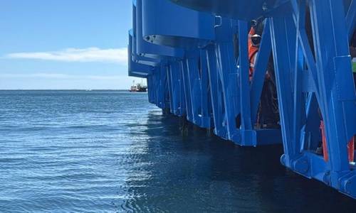 Eco Wave Power Installs Floaters for LA’s Pilot Wave Energy Plant