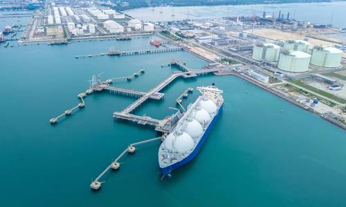 Oil Flows to Lag Even if Hormuz Strait Reopens