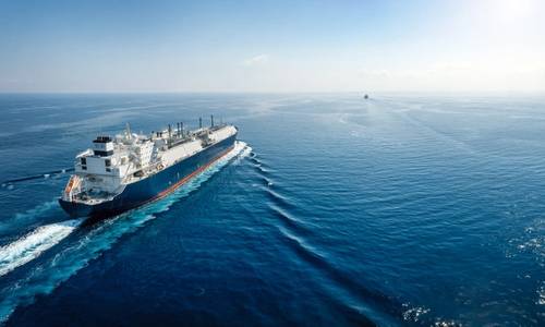 Qatari LNG Carriers Re-Enter Hormuz as Traffic Through Strait Slumps