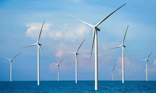 Trump Halts US Wind Farm Projects Citing National Security Risk