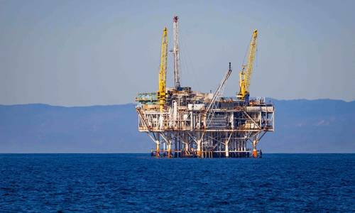 Shell Seeks Exit from al-Omar Oilfield, US Companies Show Interest