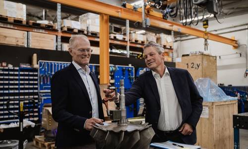 Hoyer Acquires VMS Group