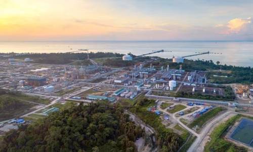 BP Greenlights $7B CCUS Scheme Tied to Indonesia LNG Facility