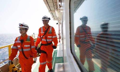 Petrobras Keeps Oil Output Steady Amid Strikes on Platforms and Refineries