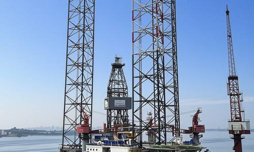Seatrium Inks $390M Deal to Complete Four Offshore Rigs for Keppel’s Rigco