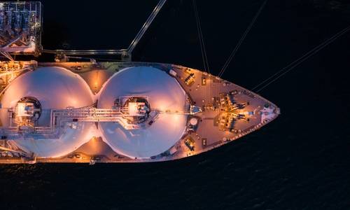 Floating LNG Conversion Job Slips Out of Seatrium’s Hands