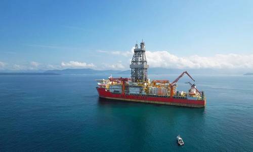 Petrobras Hires Seadrill’s Drillship Pair for Brazil Ops