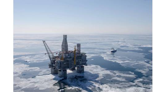 "Berkut" offshore platform - Image Credit: Sakhalin-1