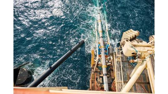 Castoro Sei pipelay activity during shore pull operations in the summer of 2020 / Credit: TAP