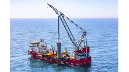洋書 Ship-Shaped Offshore Installations 洋書 Ship-Shaped Offshore Installations J. Ray Mcdermott