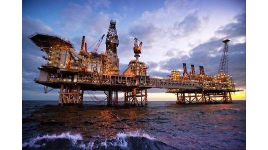 The Deepwater Gunashli platform, offshore Azerbaijan - Image credit: BP/Flickr