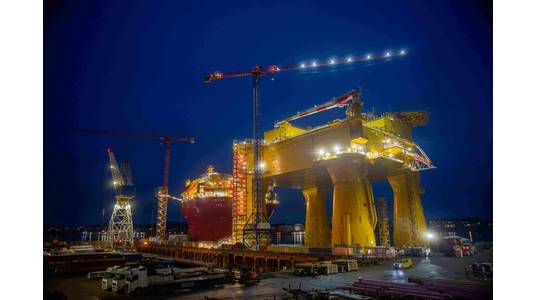 DolWin epsilon HVDC platform (Credit: Glamox)