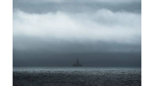Illustration: A drilling rig in the North Sea; Image by James - AdobeStock