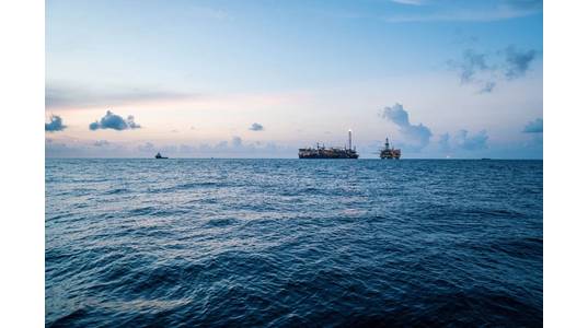 Illustration; FPSO - Image by Igor Kardasov