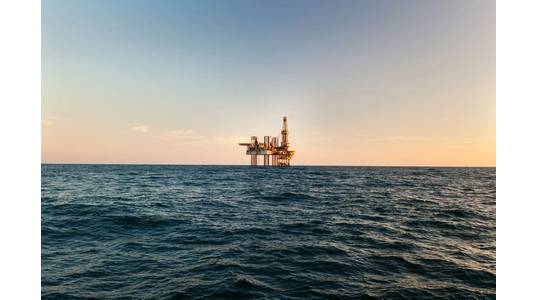 Illustration; Jack-up drilling rig -Image by Lukasz Z - AdobeStock