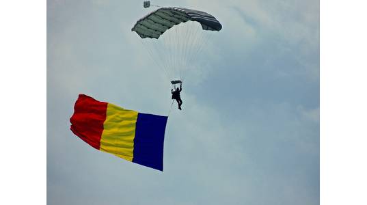 Illustration: Romanian Flag / Source: Nedd3_89 / Pixabay