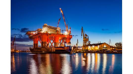File Image: an idled oil rig in a shipyard (CREDIT: AdobeStock / © Nightman 