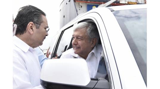 Pemex President Octavio Romero Oropezawith Mexico President Andrés Manuel López Obrador (Photo: Pemex)