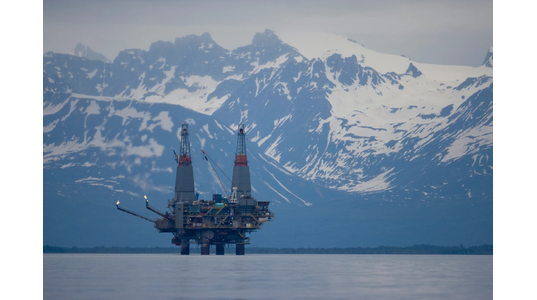 An oil platform in Cook Inlet, Alaska/Image by Paul/AdobeStock