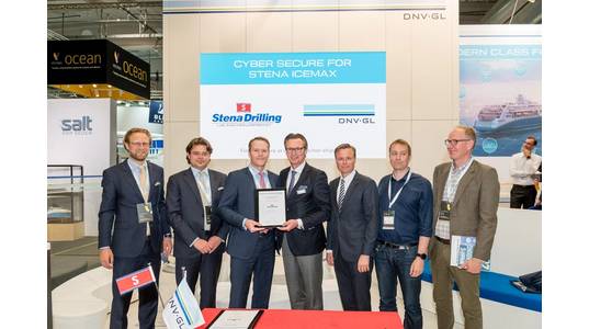 From left to right: Henning Stokke, Fleet Responsible, DNV GL; Eirik Reinertsen, CCO, Stena Drilling; Erik Rønsberg, CEO, Stena Drilling; Knut Ørbeck-Nilssen, CEO, DNV GL – Maritime; Torgeir Sterri, Regional Manager West Europe, DNV GL; Olav Haugehåtveit, Senior Engineer, DNV GL; and Pål Børre Kristoffersen,  DNV GL – Oil & Gas (Photo: DNV GL)