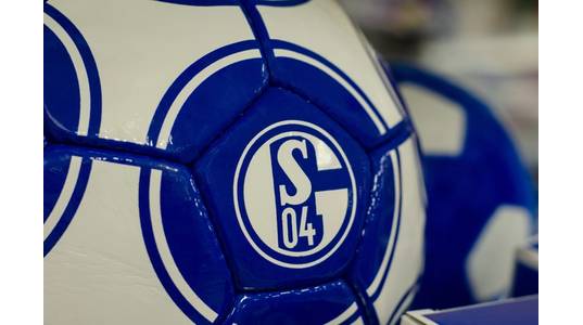 Schalke 04 logo on a soccer ball - ©Олександр Луценко/AdobeStock
