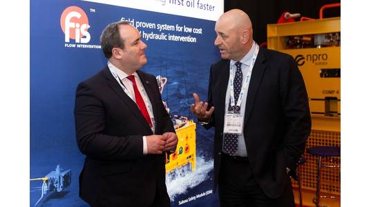 Scottish Government minister for Energy, Connectivity and the Islands, Paul Wheelhouse MSP with Ian Donald, Enpro Subsea managing director (Photo: Enpro Subsea)