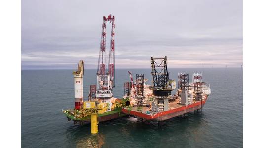 The topside for the Albatros substation has been installed in the German North Sea. (Photo: EnBW)