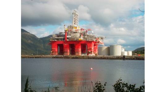 TotalEnergies-led consortium used the Transocean Barents drilling rig to drill a well in Lebanon's Block 9 - Image Credit: Fiver, der Hellseher/Wikimedia Commons - CC BY-SA 4.0 DEED
