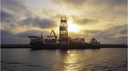 A Transocean Drillship - Image: Ana/AdobeStock