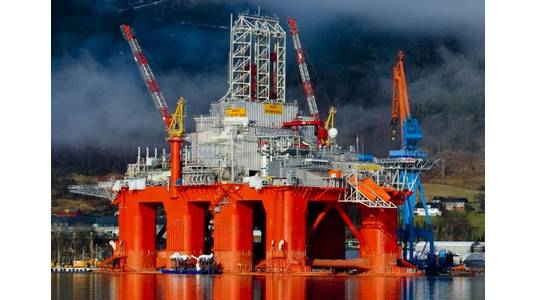 Transocean Spitsbergen semi-submersible drlling rig (Credit: Transocean)