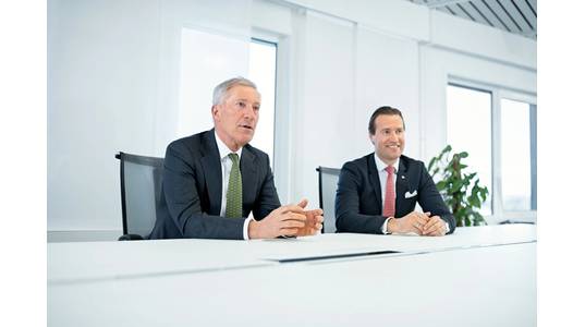 From left: Wilhelmsen’s Jan Eyvin Wang (Executive VP New Energy) and Espen Gjerde (VP Strategy and M&A). Photo: Wilhelmsen Group/Hans Fredrik Asbjørnsen.