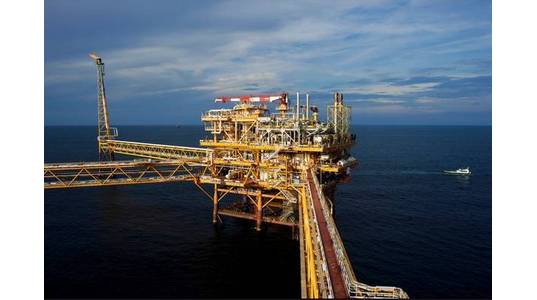 Yadana Platform (Myanmar) - Credit:Gladieu Stephan - TOTAL