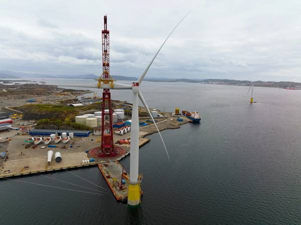 Blade installation on a wind turbine for Equinor's Hywind Tampen floating wind farm in May 2022 - Credit: Equinor