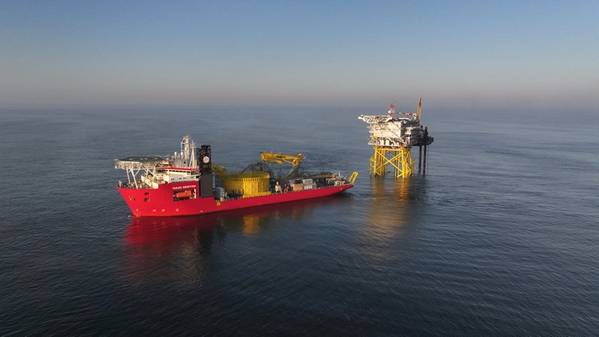 Jan De Nul’s cable laying vessel Isaac Newton (Credit: Jan De Nul)